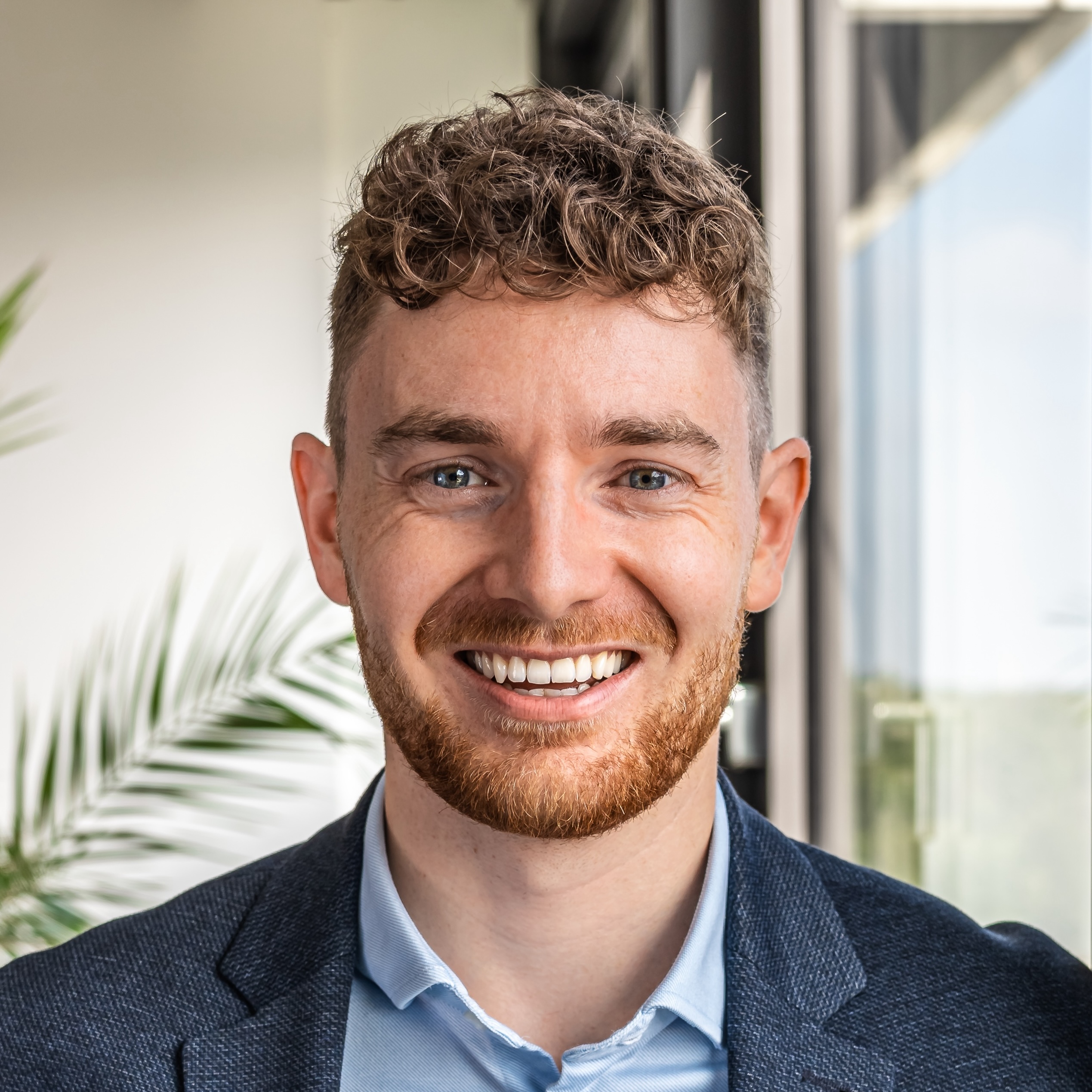 Porträt Dr. Nick Stratemeyer